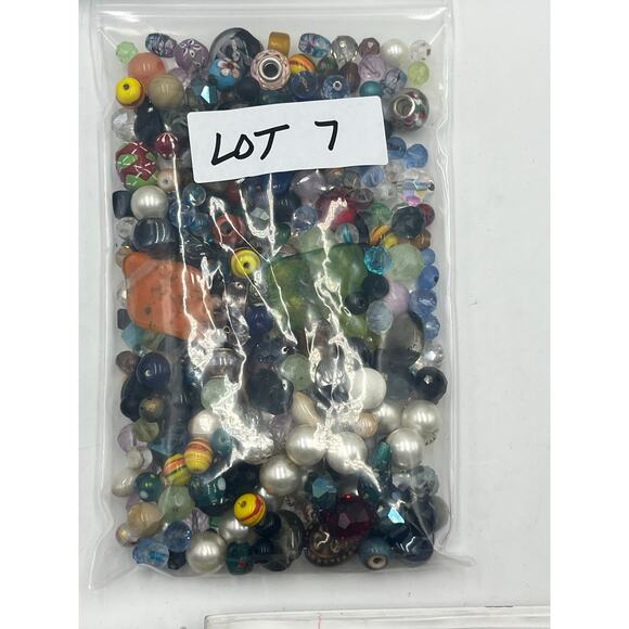 One Pound Mix of Assorted Glass Beads for Jewelry Making, Craft, Repurpose LOT 7 - Picture 8 of 8